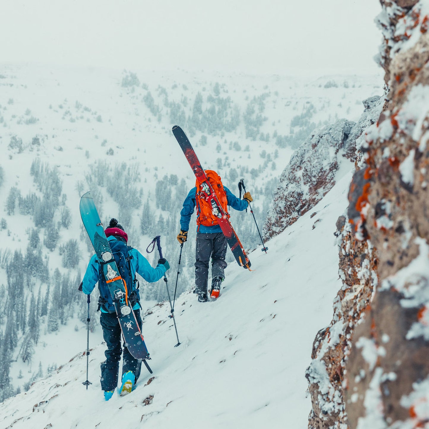 Gregory - Targhee 32 Snow Pack - Gamma Red