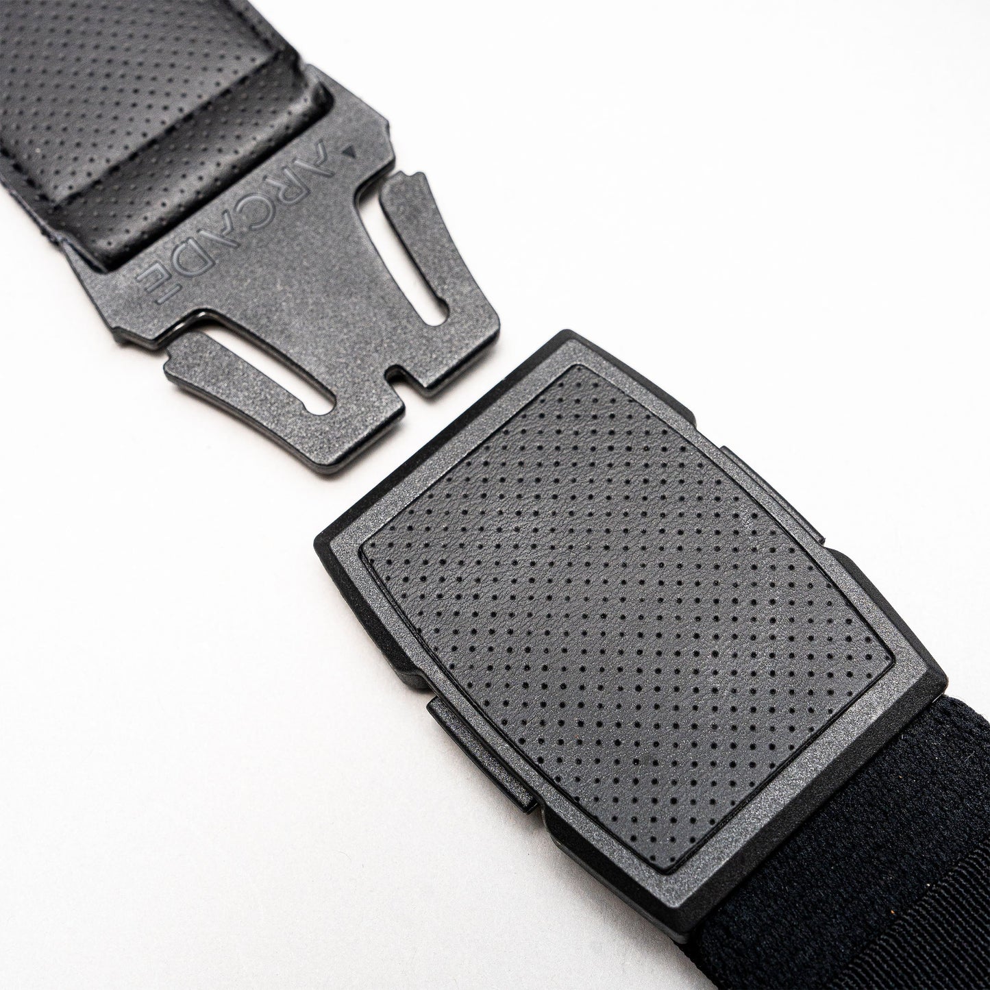 Arcade - Elevation - Black