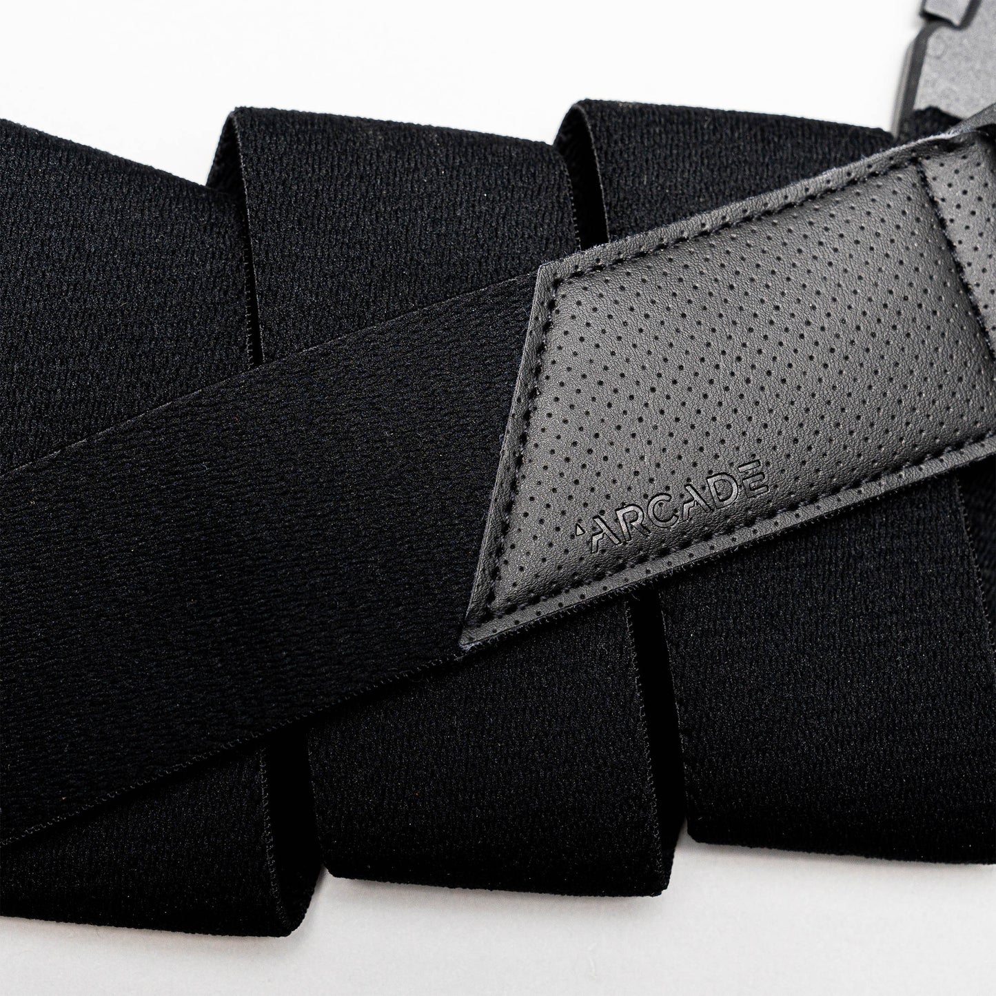 Arcade - Elevation - Black