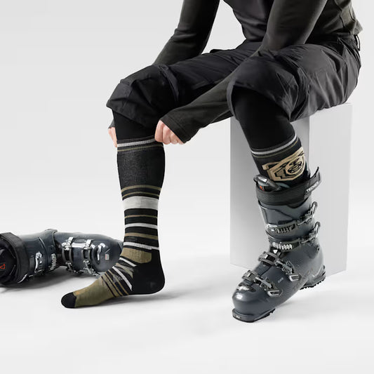 Smartwool - Ski Full Cushion Growling Grizzly OTC Socks - Black