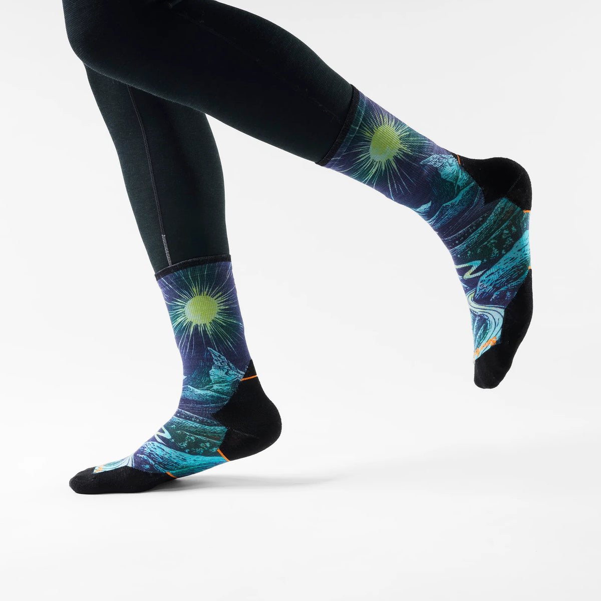 Smartwool - Trail Run Targeted Cushion Treeline Print Crew Socks - Deep Navy