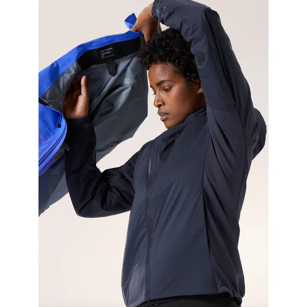Arc'teryx - Atom Hoody Women's - Black Sapphire