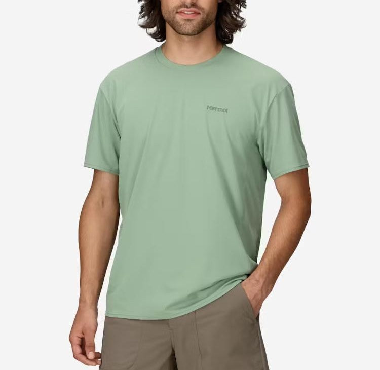 marmot gear Marmot Men's AirExchange UPF 50 Short-Sleeve Crew Shirt in Agate Green