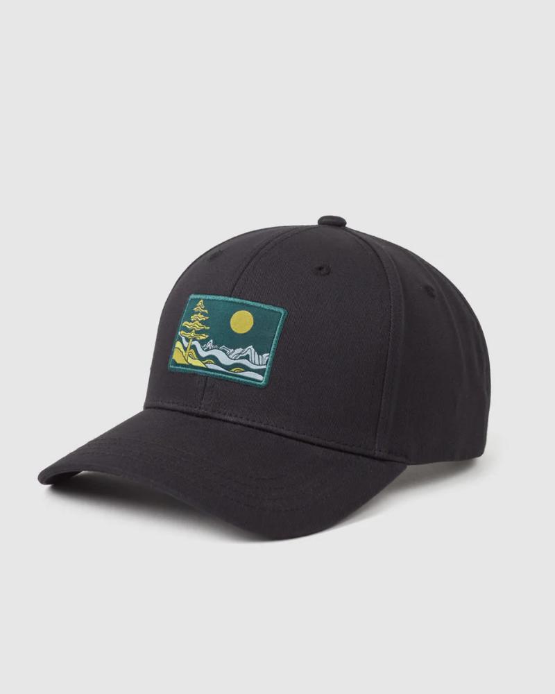 Tentree - Emerald Edge Elevation Hat - Meteorite Black/Bistro Green