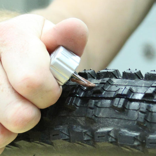 Genuine Innovations - Tubeless Tackle Kit