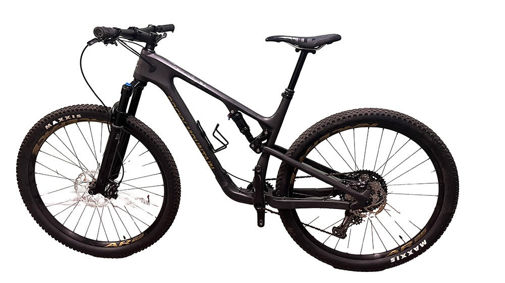 Demo Element C70 - Raw/Gold