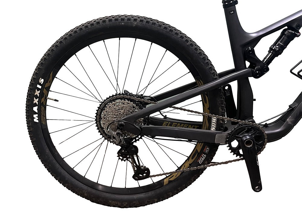 Demo Element C70 - Raw/Gold