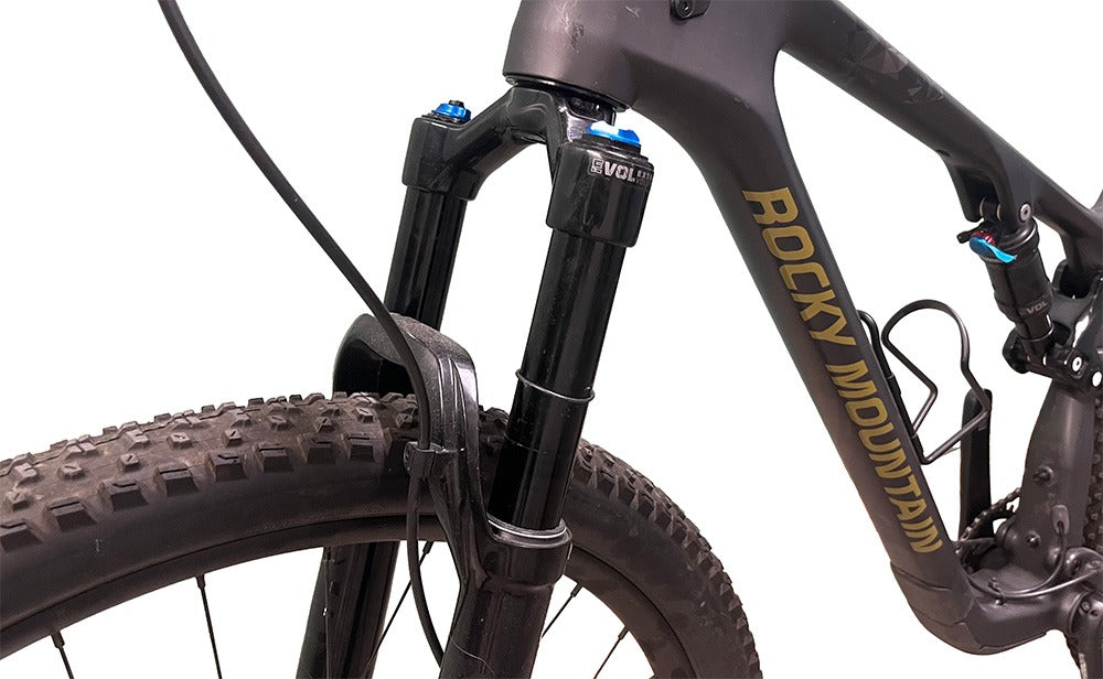 Demo Element C70 - Raw/Gold