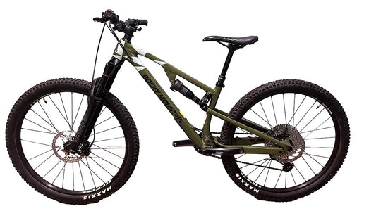 Demo 2024 Transition Element Alloy 30 - Green/Blue