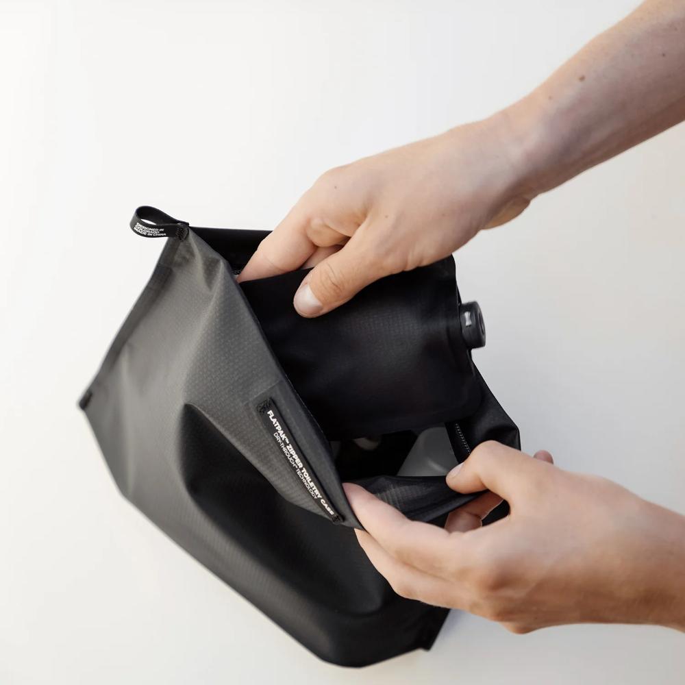 Matador - Flatpak Zipper Toiletry Case - Charcoal