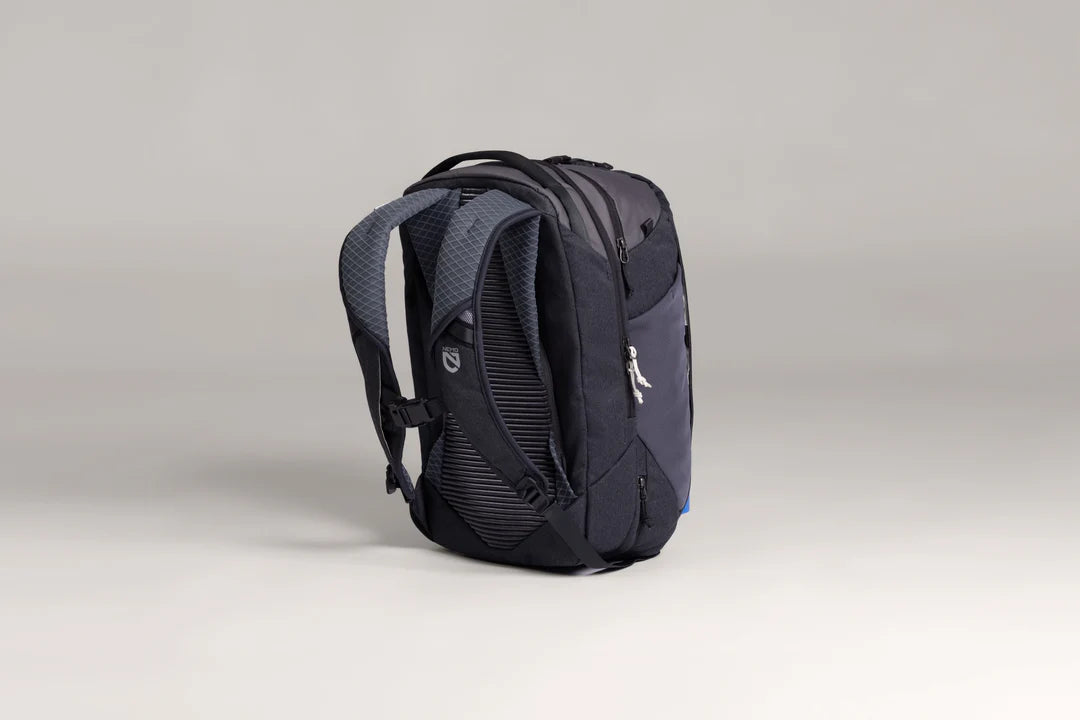 Nemo - Vantage Overnight 30L Endless Promise - Black – Outdoor Gear ...