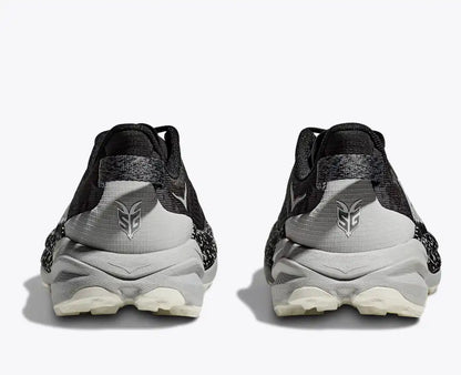 Hoka - Speedgoat 6 - Men's - Black / Stardust