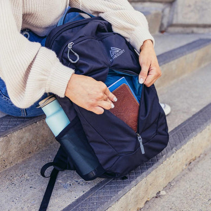 Gregory - Retna 25 - Carbon Sky