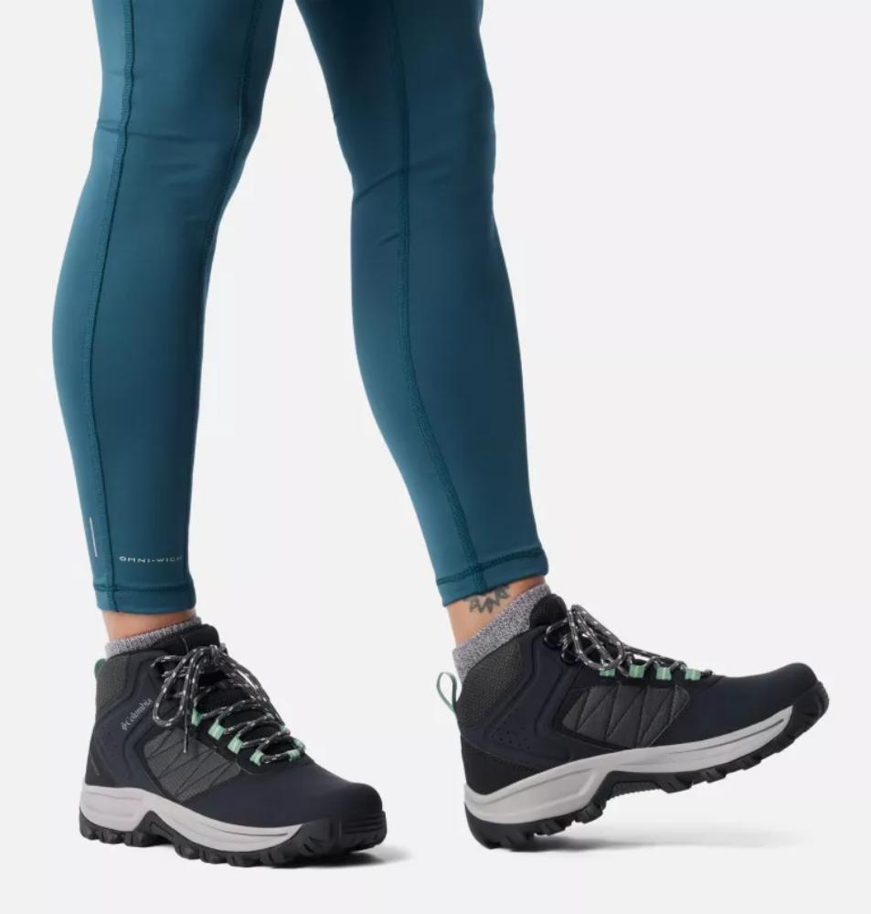 Columbia - Transverse Hike Waterproof - Women's - Black/Sage Leaf
