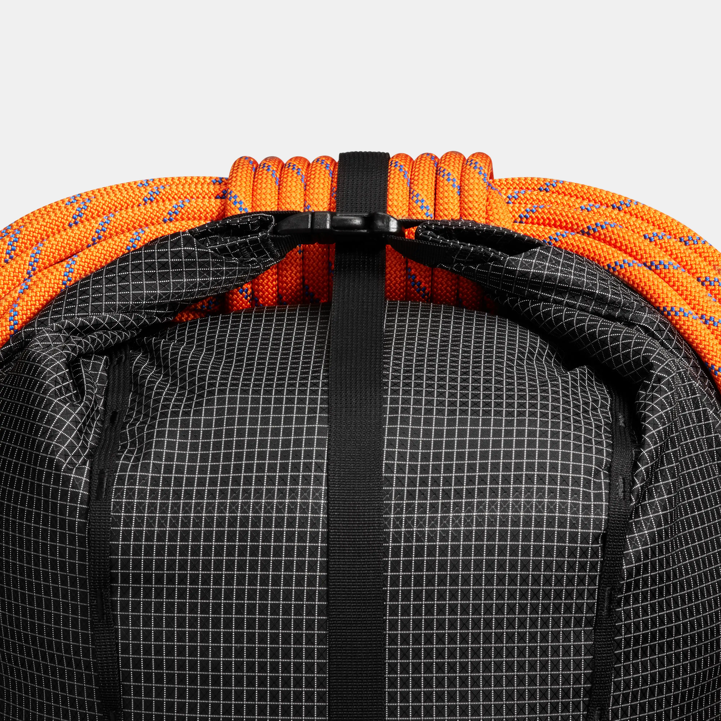 Mammut - Trion 38 - Arumita Marine