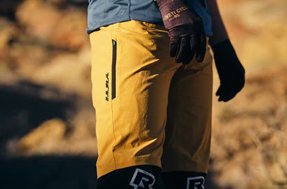 Yeti Cycles - Antero Short - Evergreen