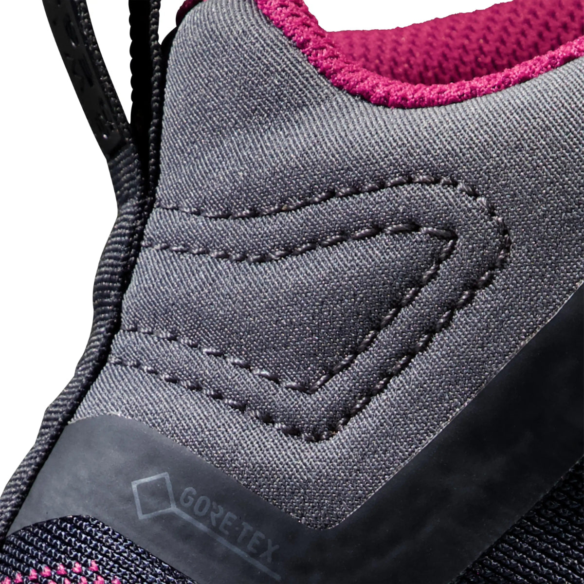 Mammut - Ducan High GTX - Women's - Phantom-Dark Pink