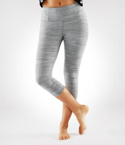 Manduka - Essential Capri - Women's - Black