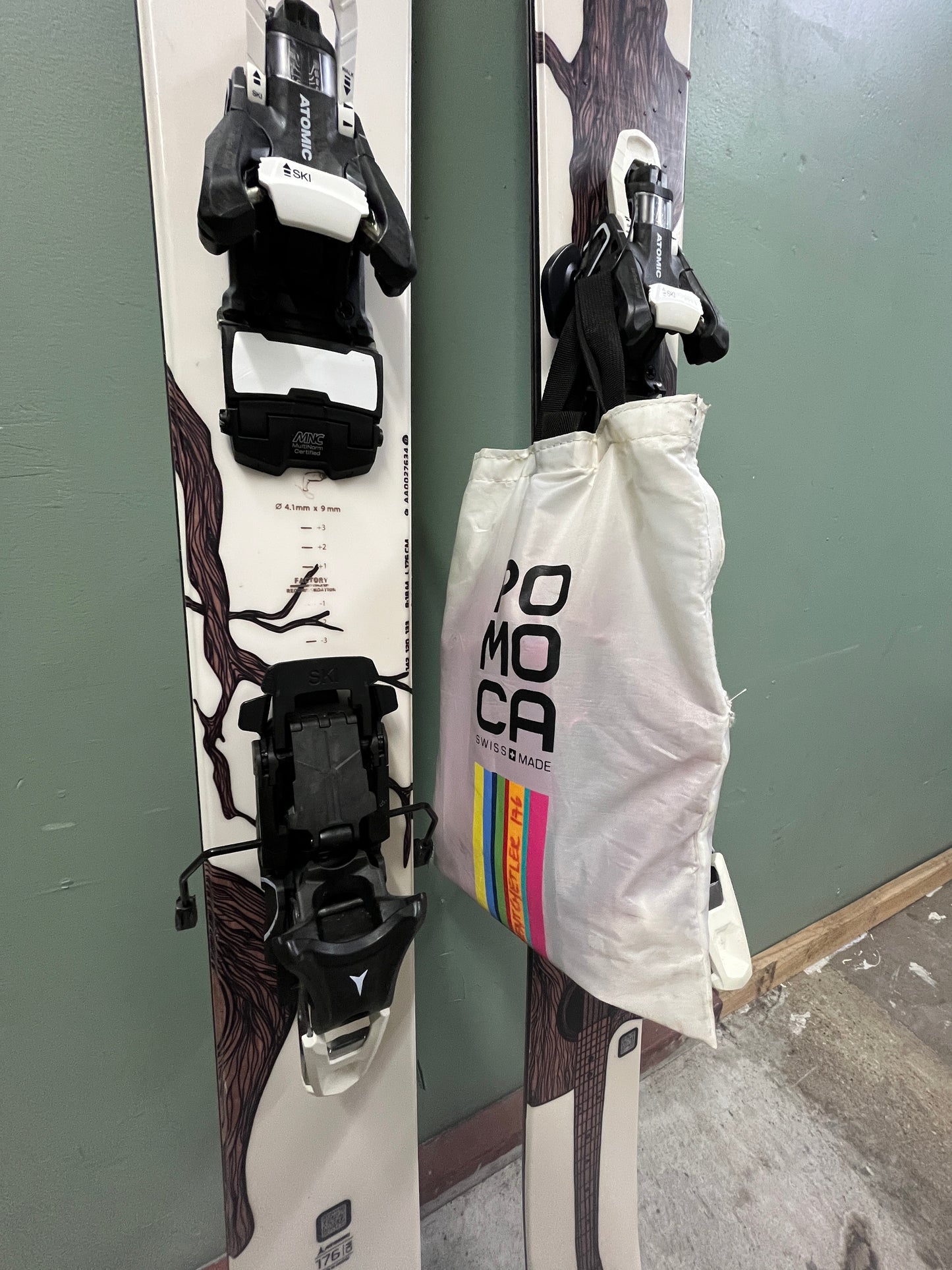 Atomic Bent Chetler 120 176 w Shift & skins