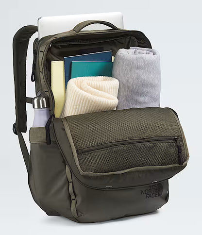 The North Face - Base Camp Voyager Daypack - New Taupe Green/TNF Black NPF