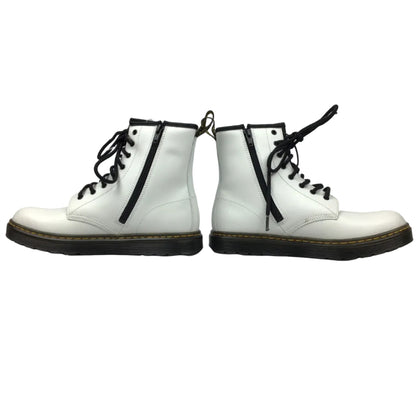 Dr Martens AirWair Boot W 7 White