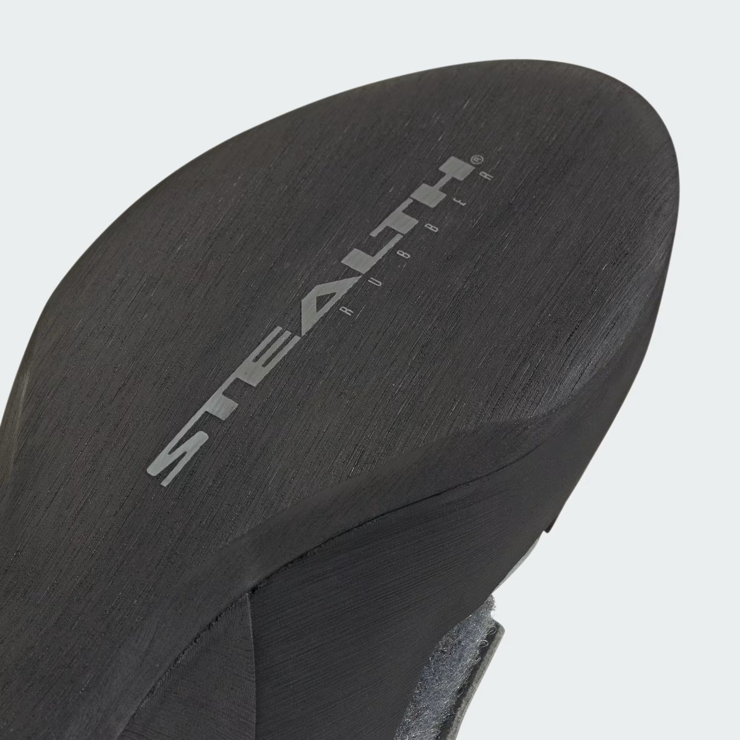 Five Ten - Kirigami - Onix/Core Black/Solar Red