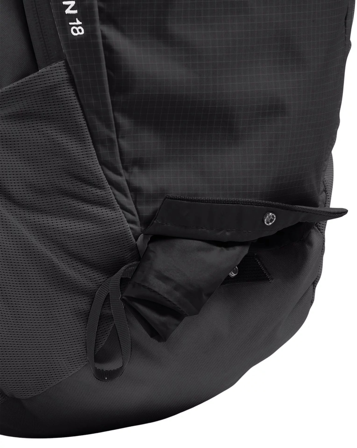 The North Face - Basin 18 Pack - TNF Black TNF Black NPF