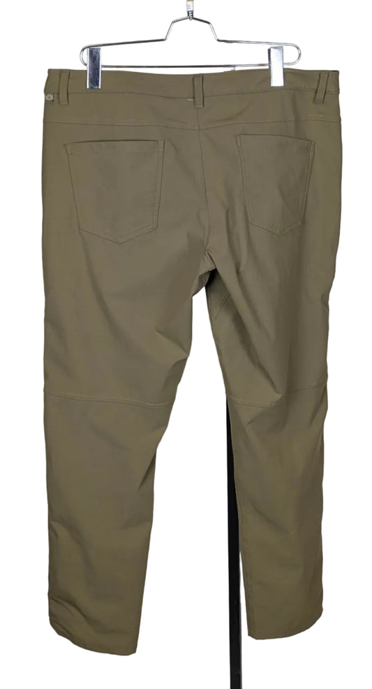 Lululemon CAS Pant M 36 Green