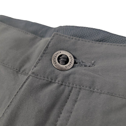 Patagonia Quandary Shorts Men 34/10 Grey
