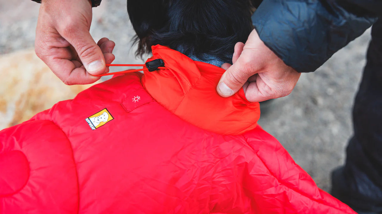 Ruffwear - Palisades Sleep Poncho - Red Currant