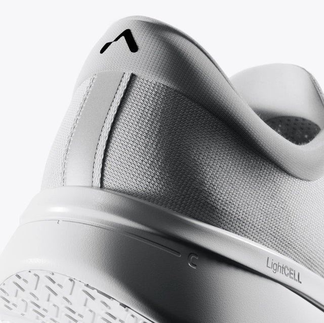 Mount To Coast - Women's R1 - White