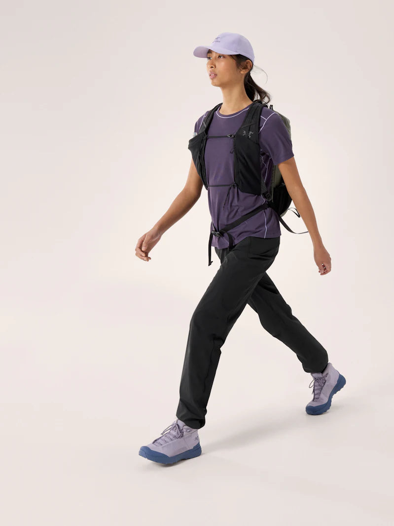 Arc'teryx - Womens Sunna Crew Short Sleeve - Moondrop