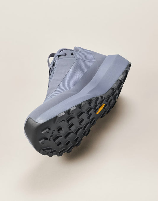 Arc'teryx - Norvan LD 4 GTX - Women's - Stratus/Stratus