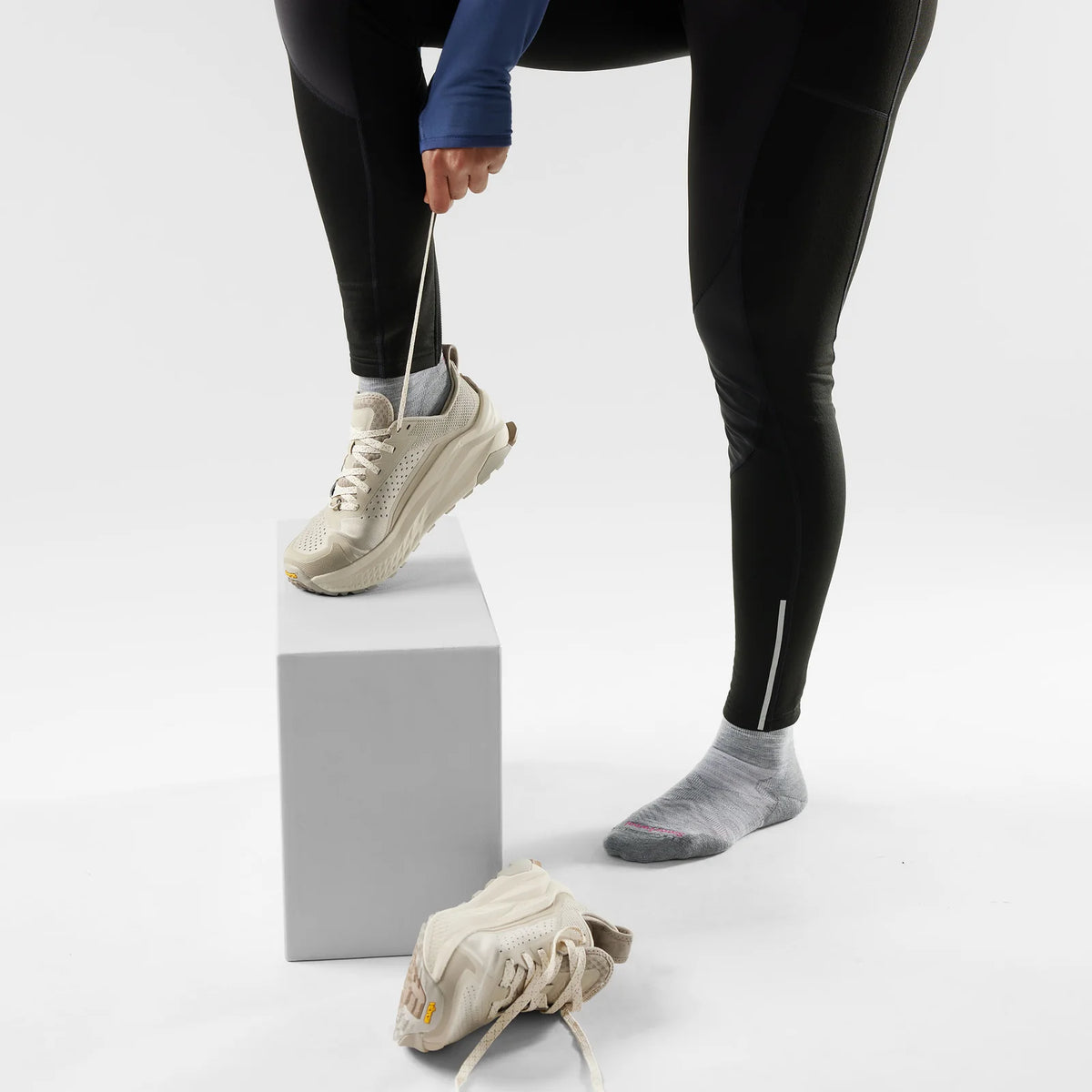 Smartwool - Run Targeted Cushion Ankle Sock - Women's - Light Gray White