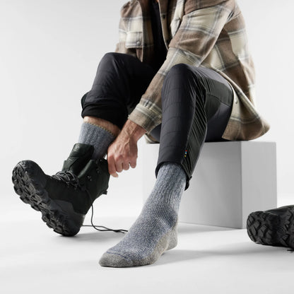 Smartwool - Mountaineer Classic Edition Max Cushion Second Cut Crew Socks - Alpine Blue