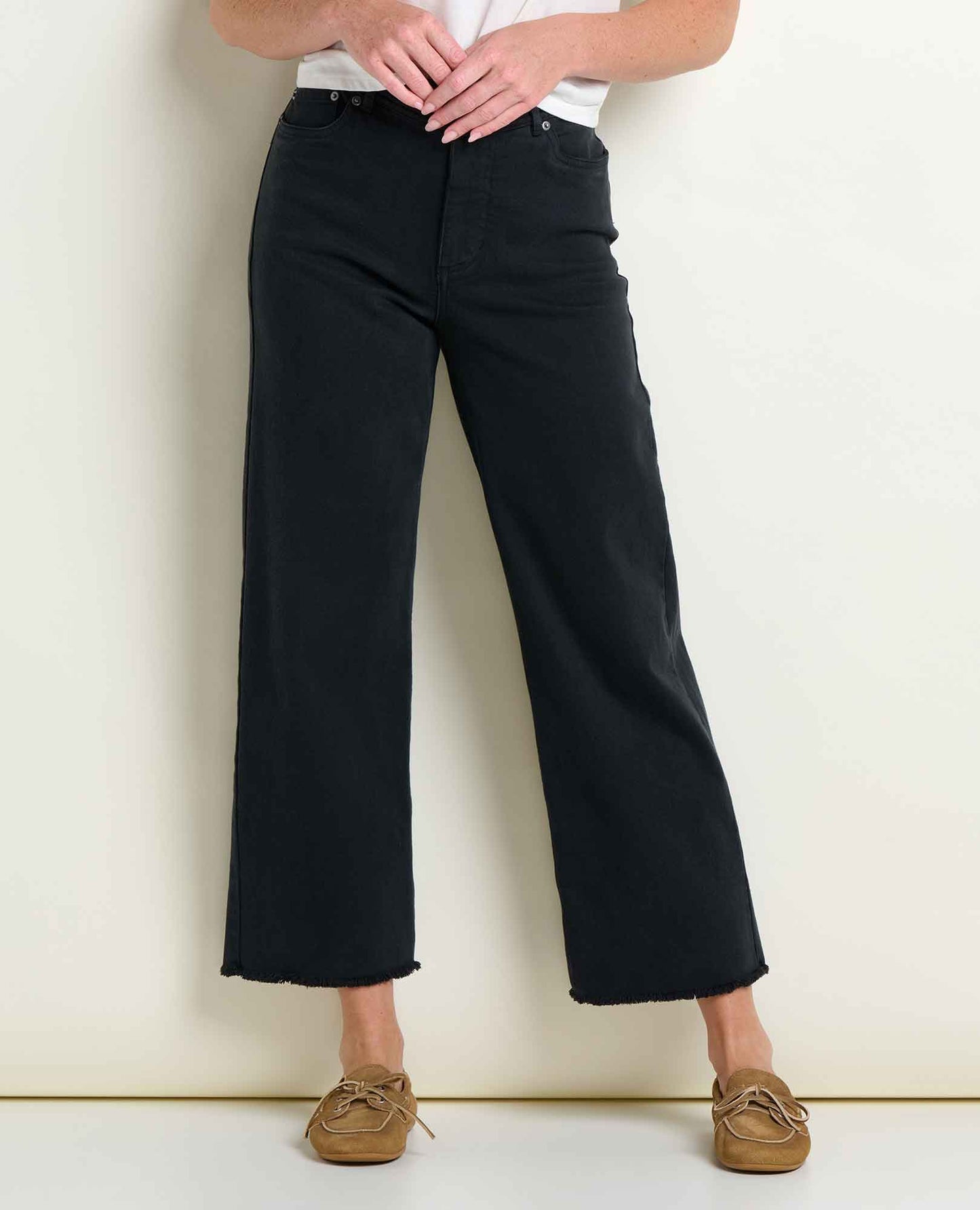 Toad and Co - Balsam Cut Off Pant - Women's - Washed Black
