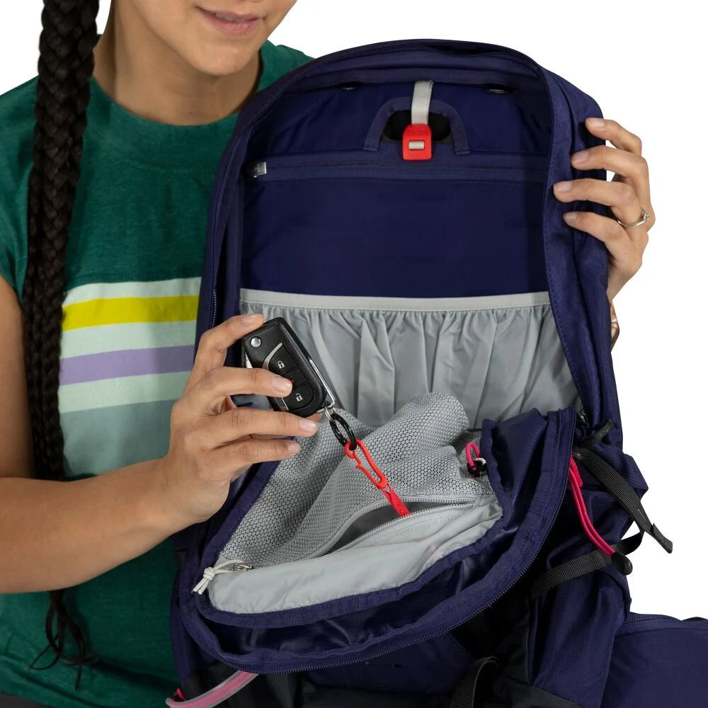 Osprey - Tempest 11 - Deep Fig Hotspot Pink