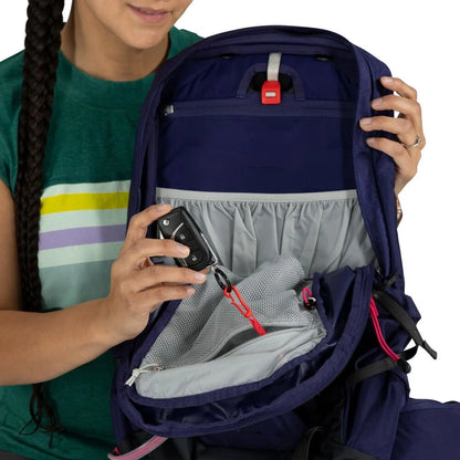 Osprey - Tempest 11 - Deep Fig Hotspot Pink
