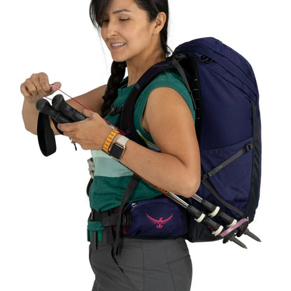Osprey - Tempest 26 - Deep Fig Hotspot Pink