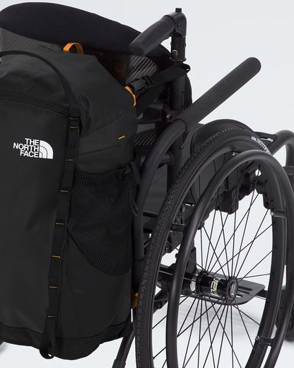 The North Face - Universal Daypack - TNF Black/Summit Gold