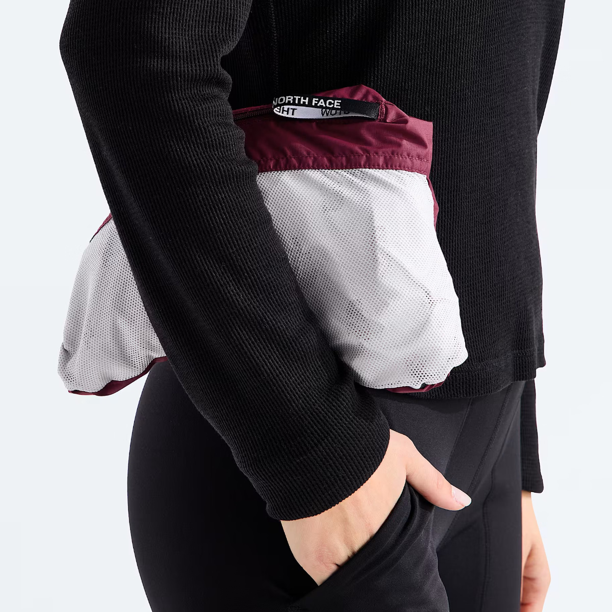 The North Face - Alta Vista Rain Jacket - Women's - Burgundy Crush