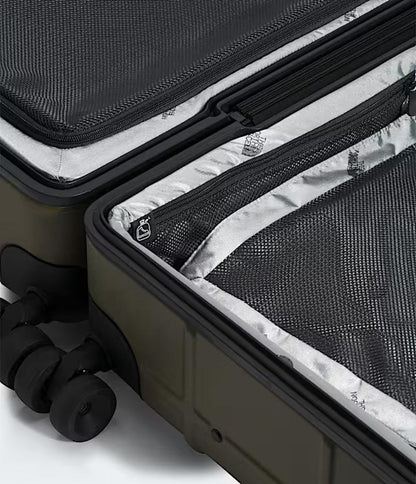 The North Face - All Weather 4-Wheeler 30in