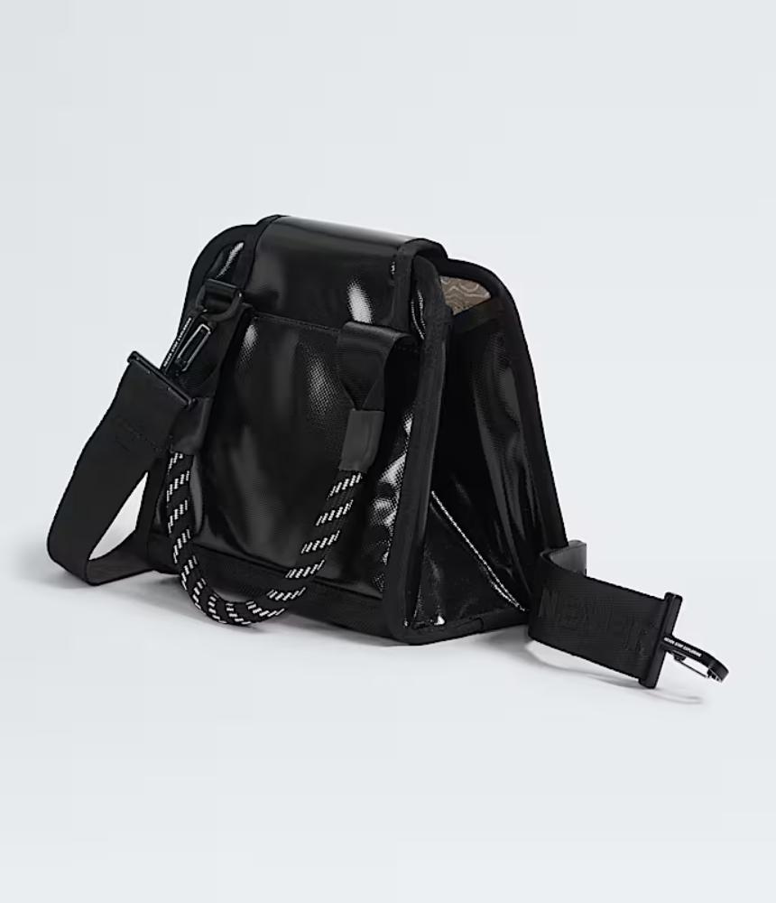 The North Face - Base Camp Mini Bag - Tnf Blk/Tnf Blk