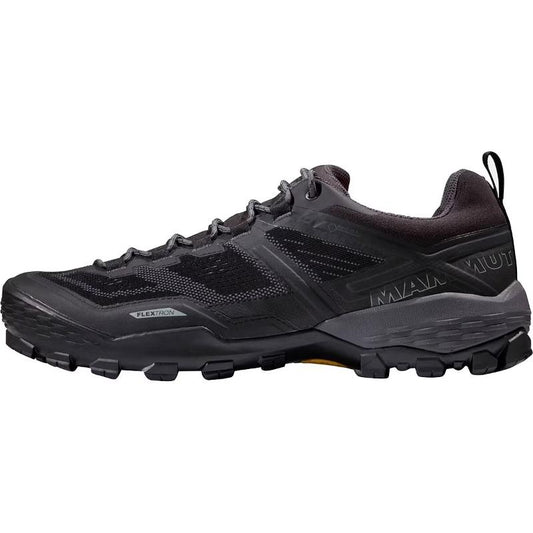 Mammut - Ducan Low GTX - Men's - Black-Dark Titanium