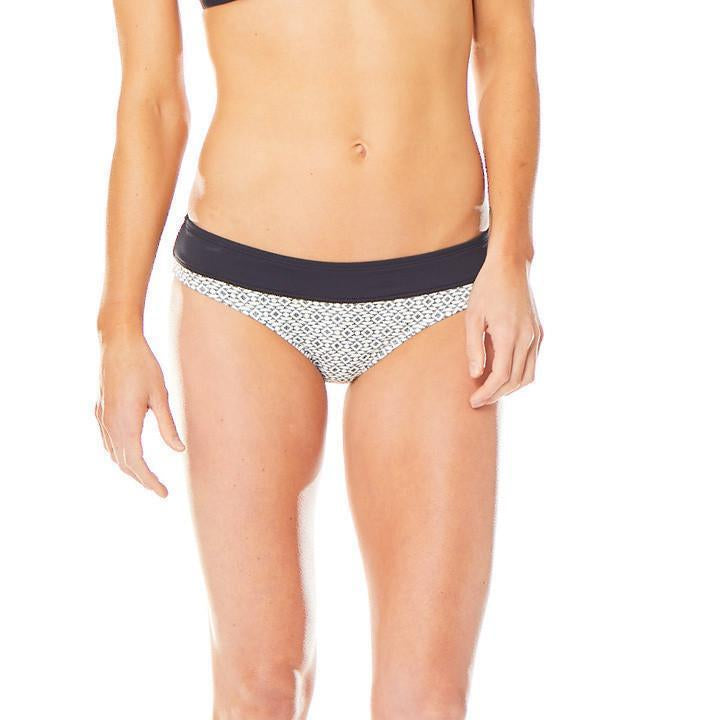 Carve Designs - Stinson Bottom - Black Plume / Clay