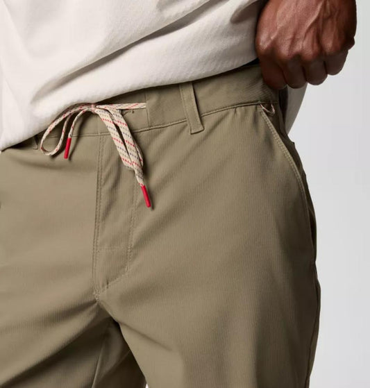 Columbia - Tech Trail Utility Short - Stone Green