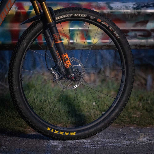 Stan's No Tubes - Crest MK4 - Black