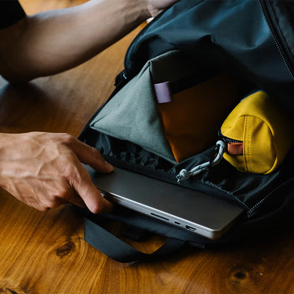 Topo Designs - Dopp Kit - Beetle/Khaki