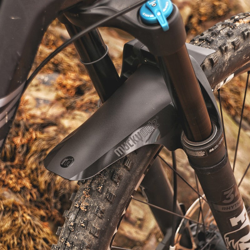 Mucky Nutz - Face Fender - White