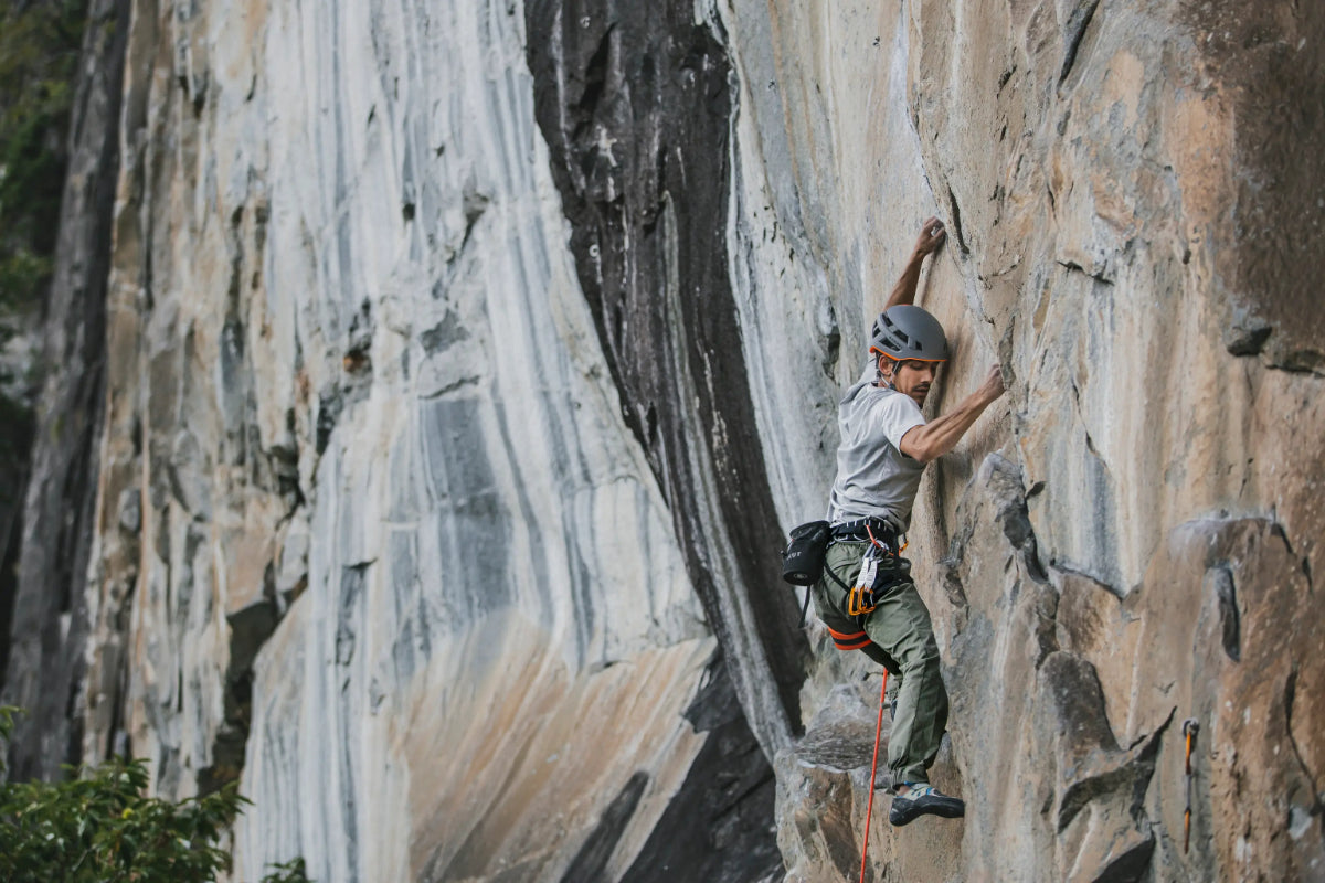 Mammut - Crag Sender Helmet - Titanium